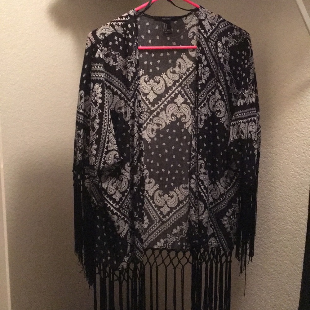 Black and white fringe kimono